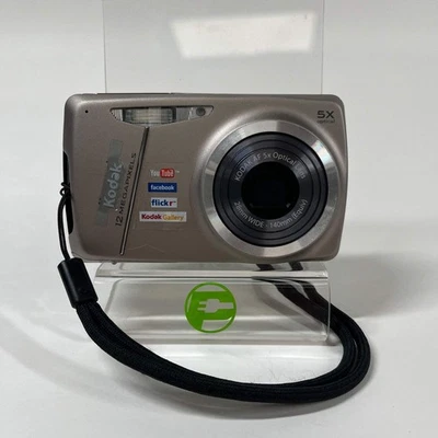 Kodak EasyShare M550 12.0MP Digital Point-and-Shoot Camera - Image 1 of 4