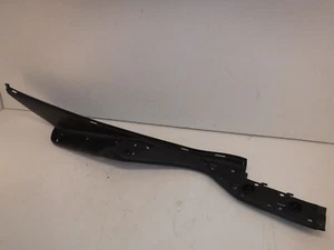 03-06 SUZUKI BURGMAN 400 RIGHT FRONT FOOT BOARD REST PEG STEP - Picture 1 of 9