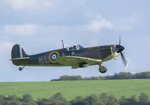 Supermarine Spitfire despegue Duxford impresiones de lona varios tamaños envío gratuito - Imagen 1 de 2