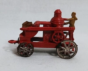 Pequeña bomba de vagón de bomberos vintage de metal fundido Japón tienda japonesa de centavos - Imagen 1 de 6