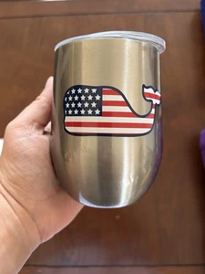 Vineyard Vines x Target USA Flagge Edelstahl Tritan 11,5 Unzen Becher - Bild 1 von 4