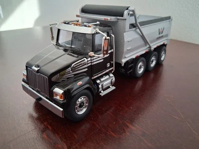 Camión de volteo ERTL Tomy 16399 Western Star 4700 SF 1/50 diecast nuevo en caja Foto 1 de 4