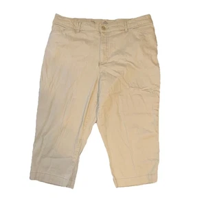 St. John’s Bay khaki Capri pants women’s plus size 18W Summer Cute Comfortable - Picture 1 of 3
