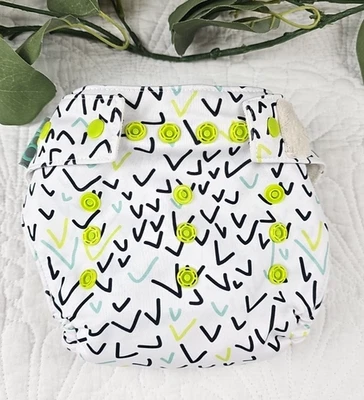 Grovia AIO Shell + 1 Forro Blanco y Verde Impermeable Sistema de Tela Ajustable OS Foto 1 de 4