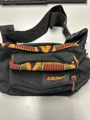 Riñonera vintage Eastpak colorida azteca suroeste EE. UU. Foto 1 de 4