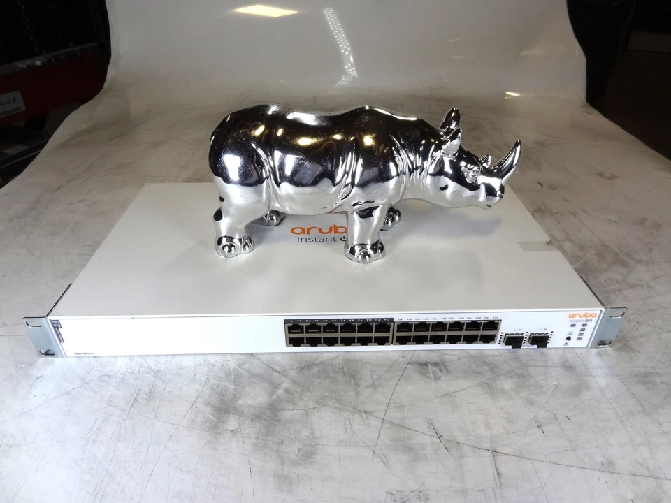 JL813A HP ARUBA 1830 24G 12P (ENCENDIDO INSTANTÁNEO) Foto 1 de 1