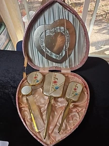 Ann Barton Sweetheart Dresser/Vanity Set in Heart Box w/ all accessories! Vtg - Picture 1 of 15