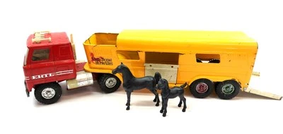 Furgoneta para caballos ERTL Vista Dome de colección + caballos acero prensado 21,5" de largo era de 1970  Foto 1 de 4