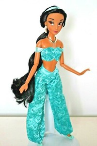 Disney Princess Classic Jasmine Aladdin Doll Deluxe Dress,Shoes, Accessories