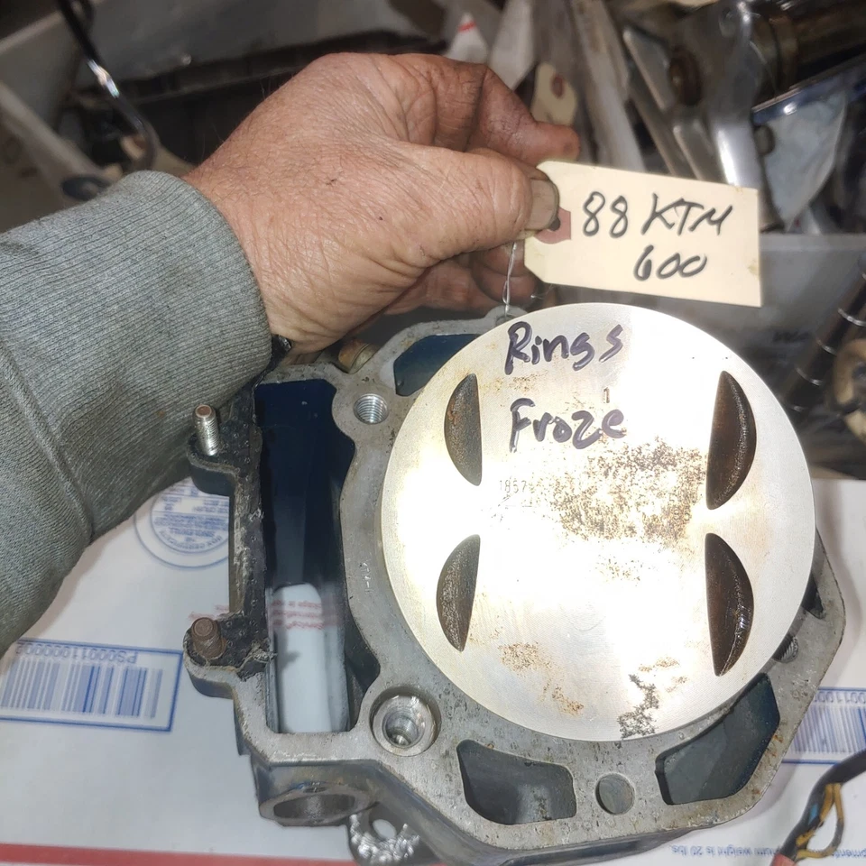 KTM 600 1988 Enduro cilindro marcado 1 muy bonito Foto 1 de 4