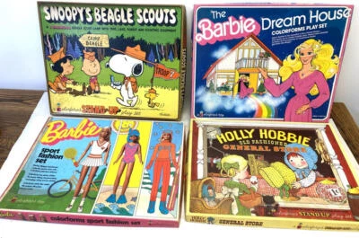 LOTE DE FORMAS DE COLOR VINTAGE BARBIE DREAM CASA JUEGO SNOOPYS BEAGLE SCOUTS Foto 1 de 4