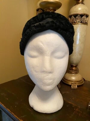 DE COLECCIÓN Sombrero Mujer CAJA DE PASTILLAS GORRA NEGRA Mediados de Siglo Años 50 - 60 Foto 1 de 4