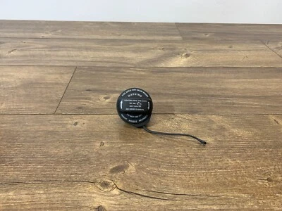 Audi A8 Quattro 2011-2014 tapa combustible/gas 8K0-201-550 OEM Foto 1 de 4