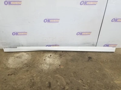 20 2020 DODGE CHARGER R/T ROCKER PANEL MOULDING WHITE LEFT DRIVER - Изображение 1 из 4