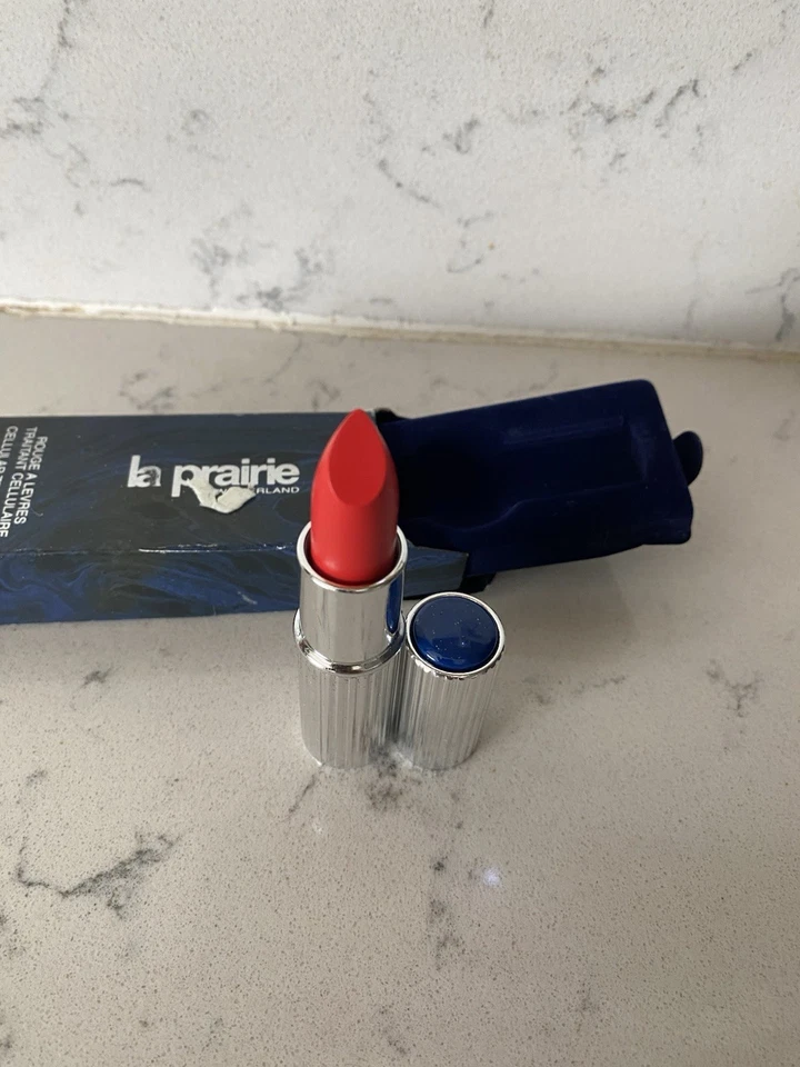 La Prairie  Cellular Treatment Lip Color  - Lasting Crimson 350  - Rare - Image 1 of 1