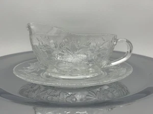 Excellent condition Princess House Fantasia Gravy Boat & Underplate Clear Floral - Picture 1 of 7