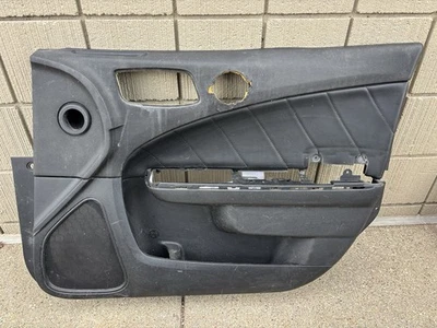 Panel de puerta de pasajero delantero derecho OEM Dodge Charger 2015-2023 moldura de vinilo negro Mopar Foto 1 de 4
