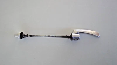 Shimano Dura-Ace Quick Release Front Wheel Skewer Silver Road Bike Part - Image 1 of 3