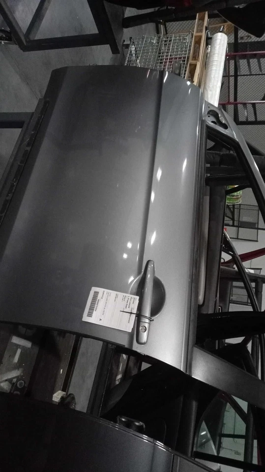 Used Front Left Door Assembly Front fits: 2015 Mitsubishi Lancer w/o solar Front - Изображение 1 из 4