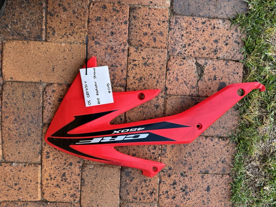 05 Crf450x Rhf Fairing Radiator Guard  - image 1 of 2