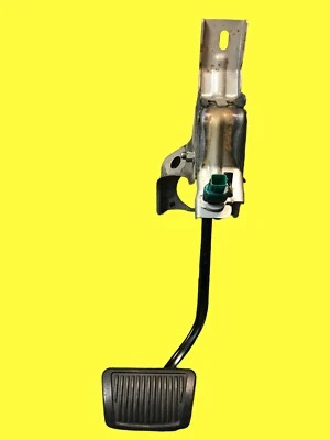 OEM 2018-2023 KIA RIO PEDAL BRAKE ASSEMBLY #1488 - Image 1 of 4