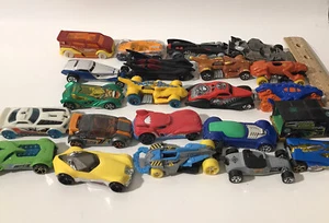Hot Wheels Flashy Exotic Cool Fast Dinosaur Wwe Unique More Lot 22 Loose Cars - Picture 1 of 7