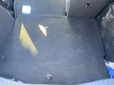 Ford Focus MK3 2011-2014 - hatchback - maletero alfombra freno 350 Foto 1 de 4