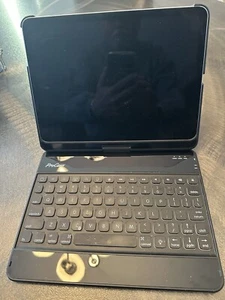 Apple iPad Gen 4 256mb With Pro Case - Picture 1 of 1