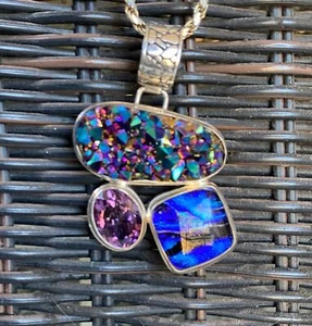 Atemberaubende SS 925 & Aura Titan Regenbogen Quarz Kristall Druzy & Amethyst Halskette - Bild 1 von 10