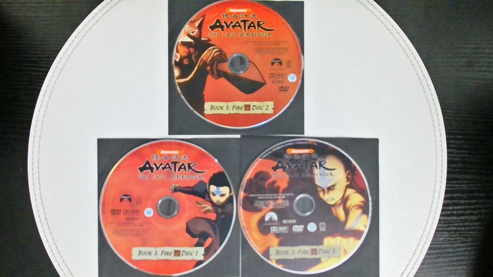 Avatar - The Last Airbender - The Complete Book 3: Fire (3 Disc Set) (DVD, 2008) Foto 1 de 1