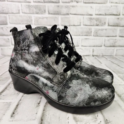 Alegria Eliza Elegance Women Sz 9 EU 40 Ankle Bootie Slip Resistant Black Floral - Image 1 of 4