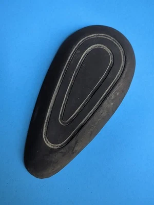 BMW /2 Pre-70 R25 R51/3 R68 KNEE PAD FUEL TANK ORIGINAL NICE A - Image 1 of 4