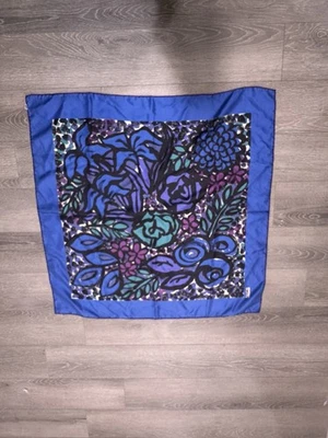 Bufanda floral Liberty of London 100 % seda 34 pulgadas hecha en Francia multicolor Foto 1 de 4