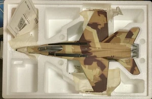 FRANKLIN MINT 98073 - F-18 Hornet, US Navy Top Gun Aggressors - 1/48 Model - Foto 1 di 4