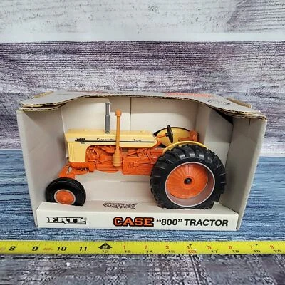 De colección Ertl 1991 1/16 International Harvester Case 800 con tractor diecast frontal  Foto 1 de 4