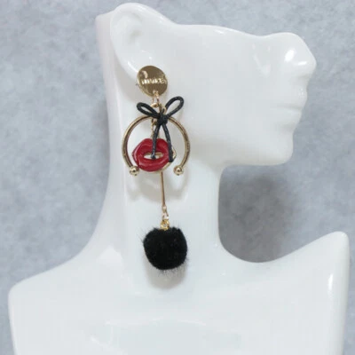 Pendientes Largos Labios Rojos Exagerados Personalizados Moda - Imagen 1 de 4