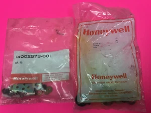 Honeywell - P/N: 7K904 & 14002573-001 - Rebuilt Kit - NEW - Picture 1 of 3