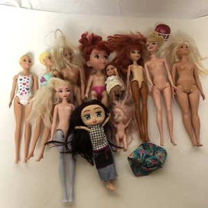 Lot Of Barbie/Dolls Used - Picture 1 of 1