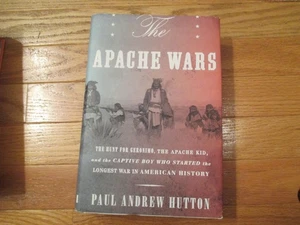 The Apache Wars Native American Indians Paul Andrew Hutton HC Book - Picture 1 of 1