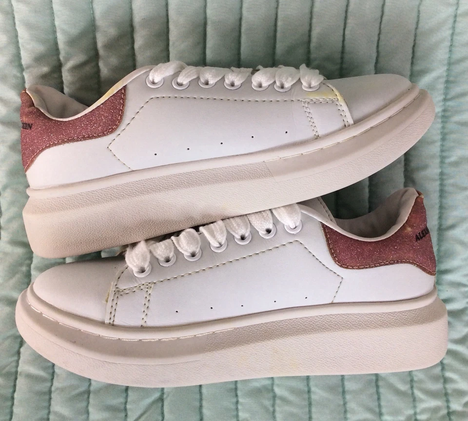 Size 6 - Alexander McQueen Oversized Drop White With Pink Glitter - Image 1 of 4