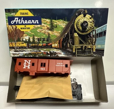 Athearn HO Scale NH New Haven Bay Window Caboose Kit #523 - Image 1 of 3
