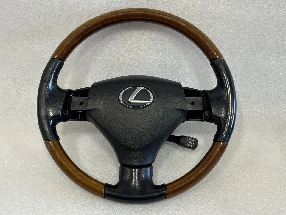 Volante Lexus RX330 RX350 2004 2005 2006 2007 2008 2009 NEGRO LA22 Foto 1 de 2