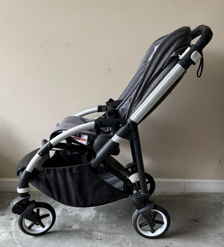 Bugaboo Bee 6 Stroller, Excellent Condition, Missing (bumper bar) Belly Bar - Image 1 of 4