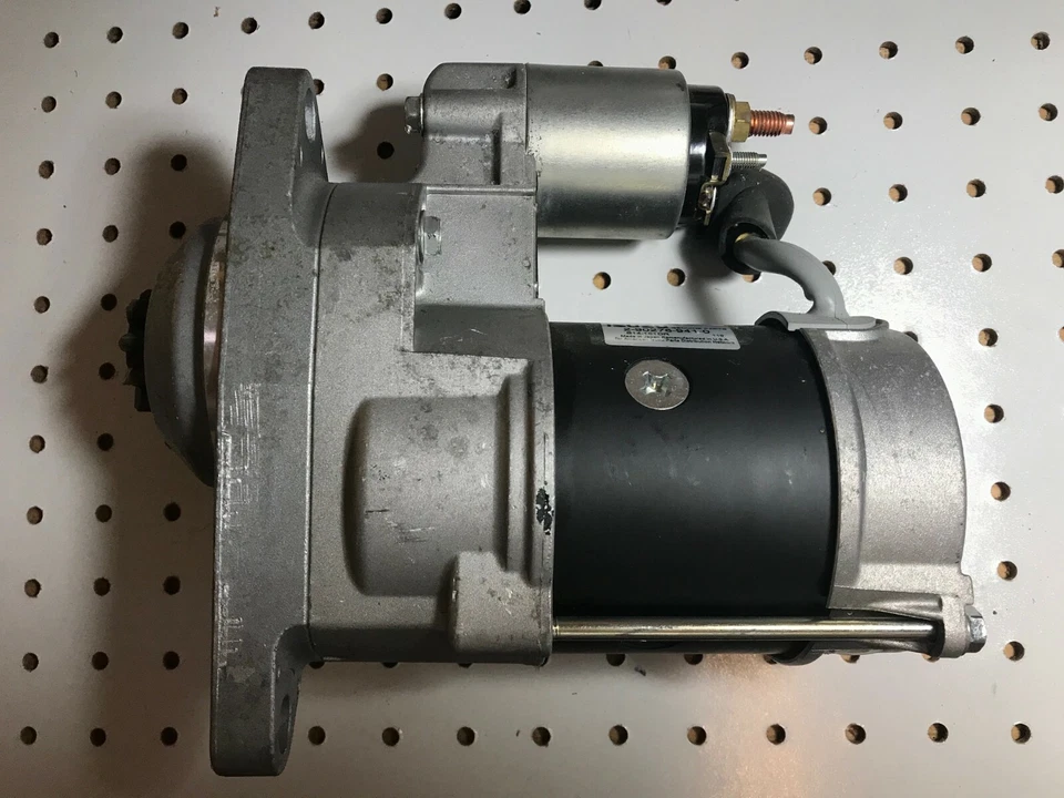 Arrancador Isuzu genuino para GMC C5500 otros Foto 1 de 4