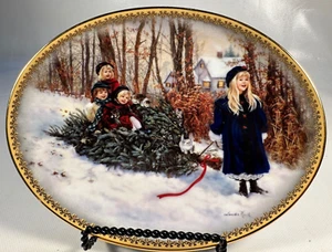 Sandra Kuck ""Bringinging Home the Christmas Tree"" 2da edición en invierno país de las maravillas - Imagen 1 de 6