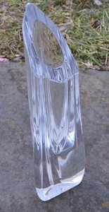 Vaso vintage Baccarat France cristallo triangolare bocciolo di rosa 12,5" circa 1970 MCM - Foto 1 di 15