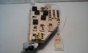 Toyota Prius 2003 caja de fusibles debajo del tablero OEM 2H28-00029013 #4451 - Imagen 1 de 9