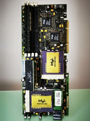 PENTIUM PRO Dual channel Gold Top CPU Board High collection value - Image 1 of 4