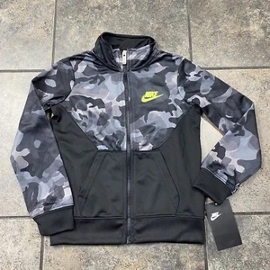 NEW! Boy’s Nike Full Zip Track Jacket Size 5 W/Tags - Picture 1 of 4
