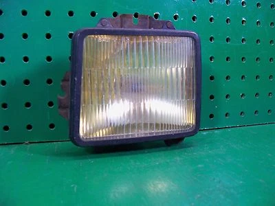 83 84 85 pontiac 6000 86 si tiene dhl lf luz antiniebla delantera izquierda Foto 1 de 4